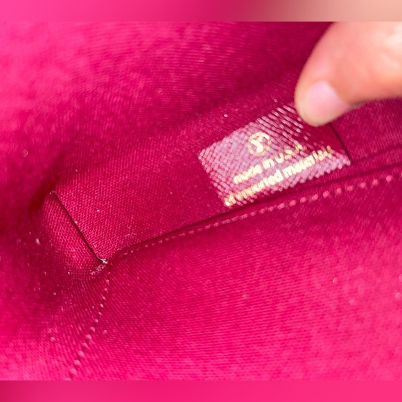 Louis Vuitton Felicie Monogram Pochette - Picture 8 of 15